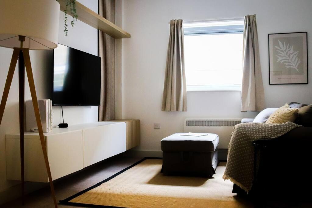 Luxurious Fully Equipped Cowley 1 Bed Apartment With Free Parking Oxford Esterno foto