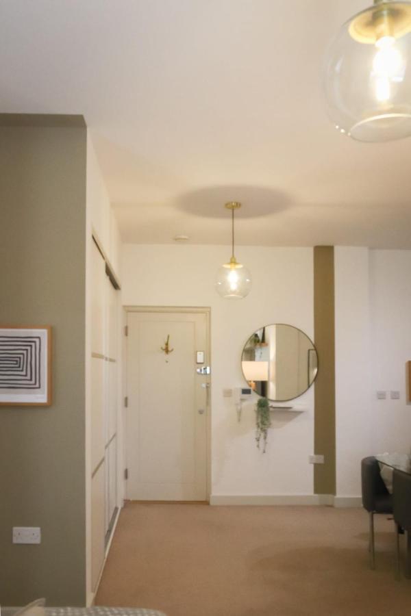 Luxurious Fully Equipped Cowley 1 Bed Apartment With Free Parking Oxford Esterno foto