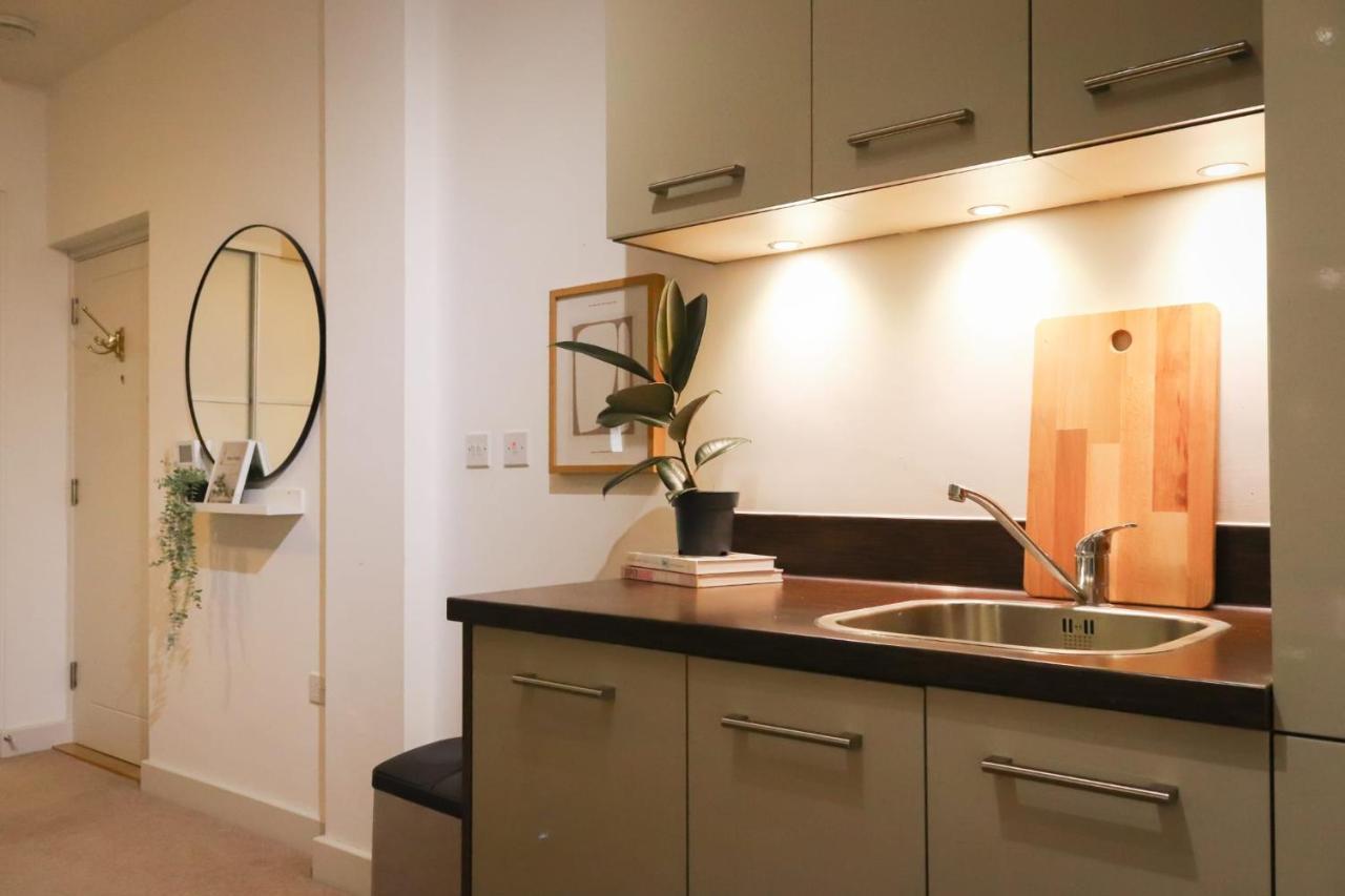Luxurious Fully Equipped Cowley 1 Bed Apartment With Free Parking Oxford Esterno foto